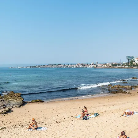 Charming One Min Walk To The Apartamento Estoril